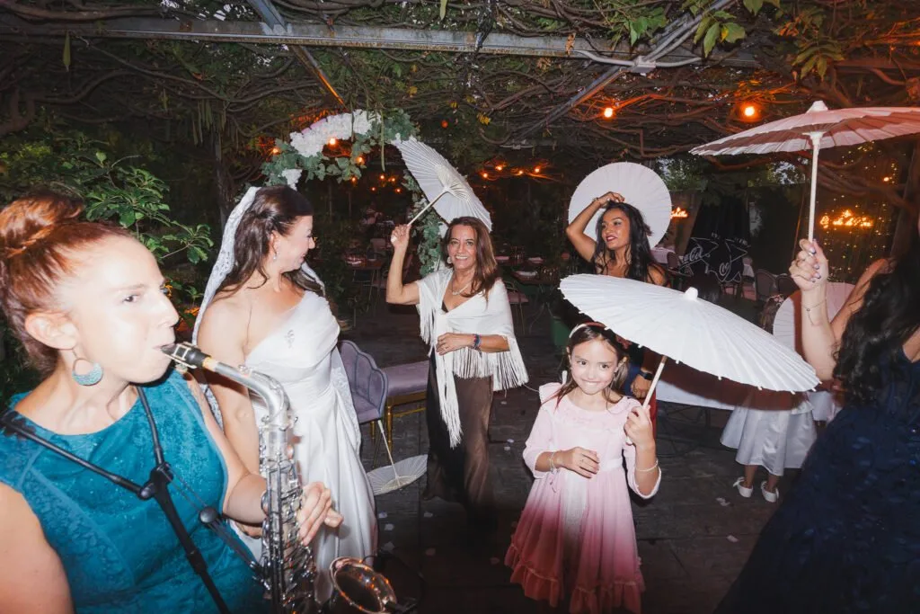 The bride with a parasol